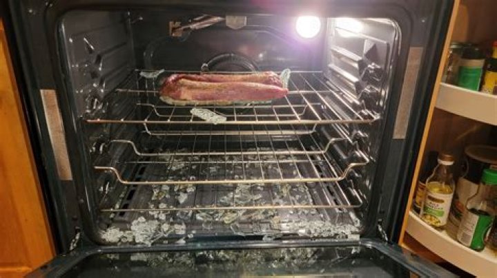 What would cause a Pyrex dish to explode in the oven?